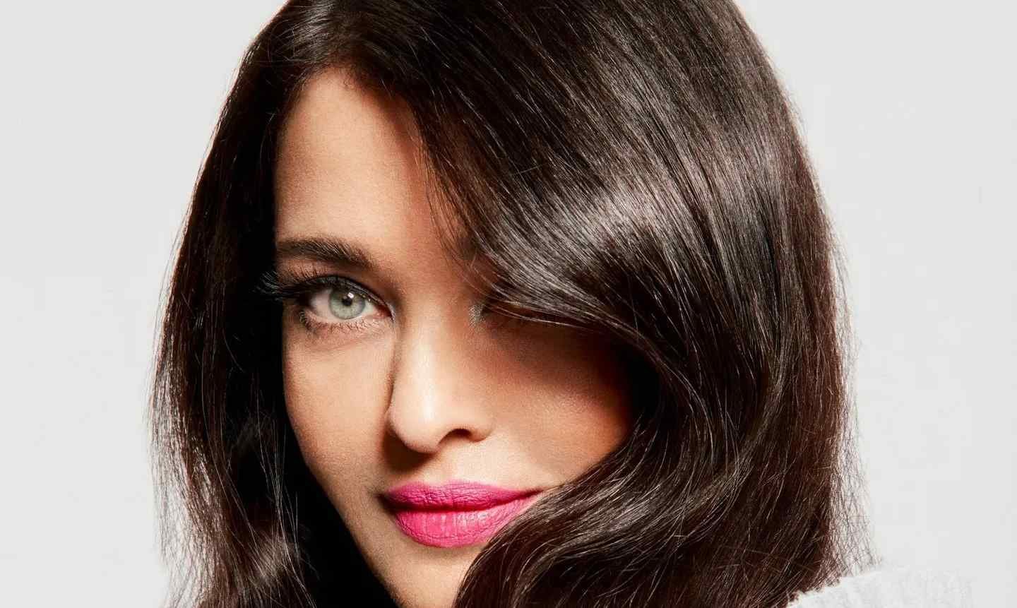 Cómo conseguir el efecto glass hair, o cabello de cristal, en tu melena| L'Oréal Paris
